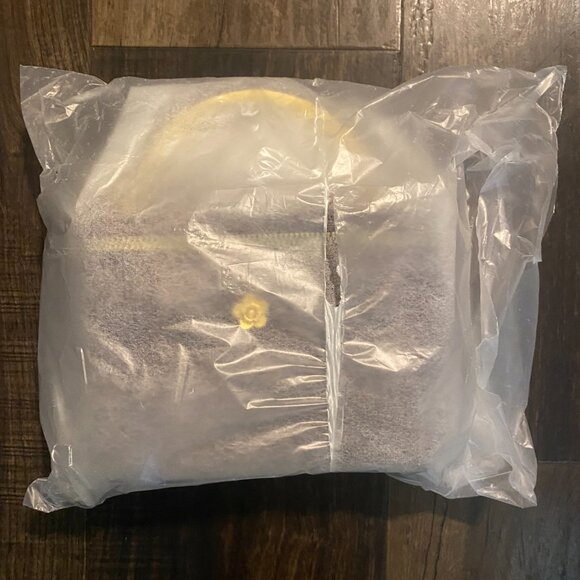 New Mini Burgundy Quilted Box Bag – Purse Handbag w/Gold Zipper & Accents - Picture 10 of 10